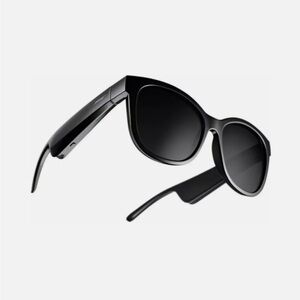 Bose Soprano Smart Glasses
Bluetooth Audio Sunglasses / Open
Ear Headphones